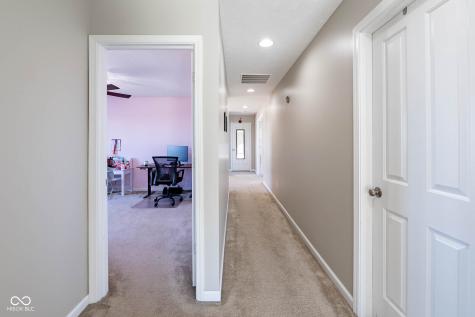1325 Brentford Lane Greenwood IN 46143