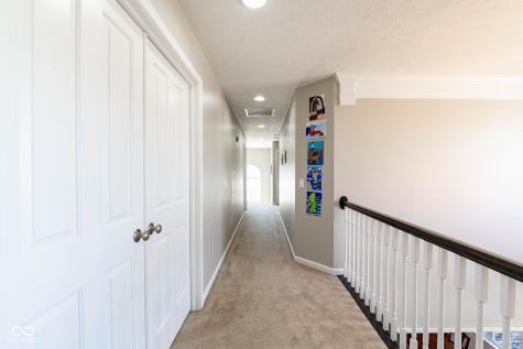 1325 Brentford Lane Greenwood IN 46143