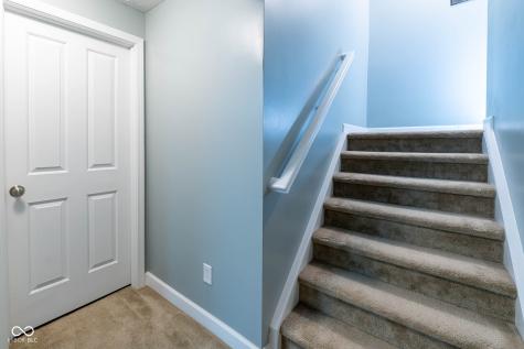 1325 Brentford Lane Greenwood IN 46143