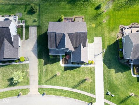 1325 Brentford Lane Greenwood IN 46143