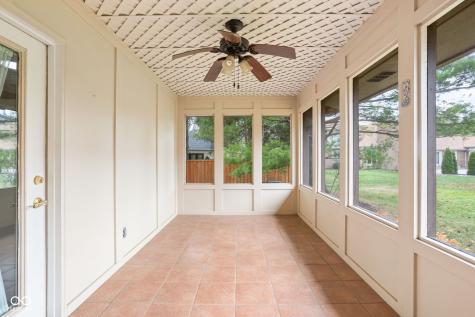 947 Tamarack Circle North Drive Indianapolis IN 46260