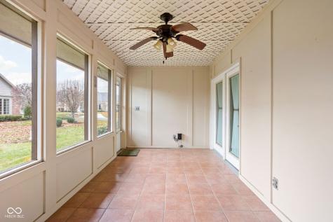 947 Tamarack Circle North Drive Indianapolis IN 46260