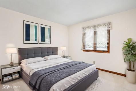 947 Tamarack Circle North Drive Indianapolis IN 46260