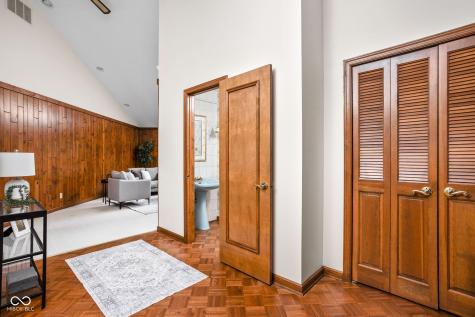 947 Tamarack Circle North Drive Indianapolis IN 46260