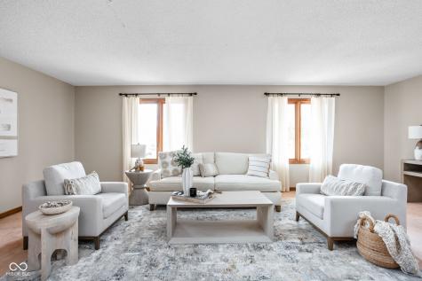 947 Tamarack Circle North Drive Indianapolis IN 46260