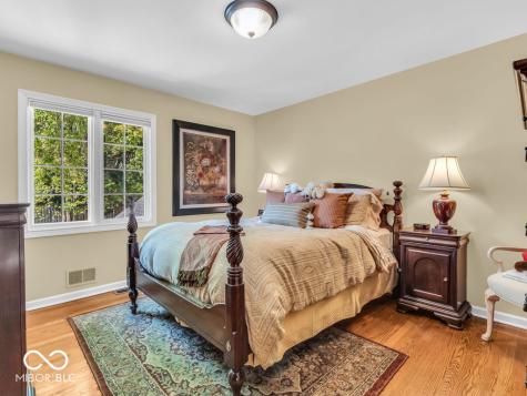 8170 Ecole Street Indianapolis IN 46240