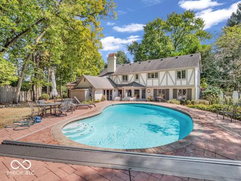 8170 Ecole Street Indianapolis IN 46240