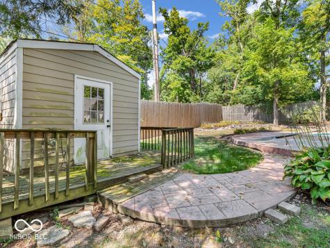 8170 Ecole Street Indianapolis IN 46240