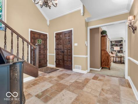 8170 Ecole Street Indianapolis IN 46240