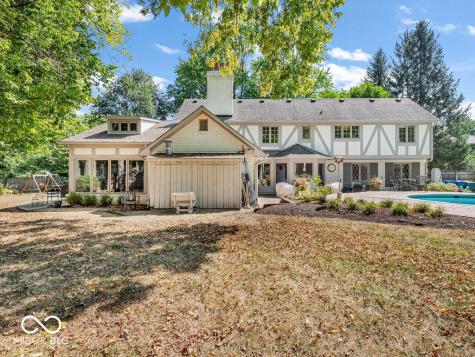 8170 Ecole Street Indianapolis IN 46240