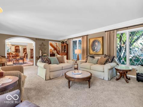 8170 Ecole Street Indianapolis IN 46240