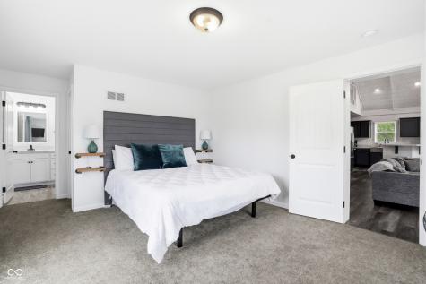 9550 E Northshore Drive Unionville IN 47468
