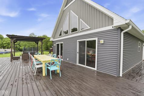 9550 E Northshore Drive Unionville IN 47468