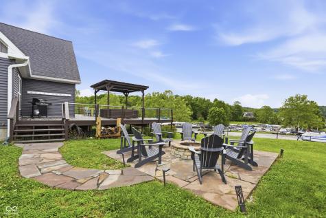 9550 E Northshore Drive Unionville IN 47468
