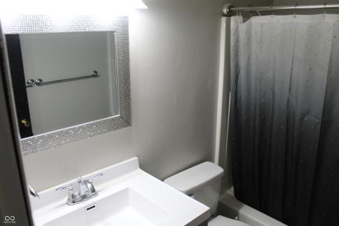 6943 N 200 E Alexandria IN 46001