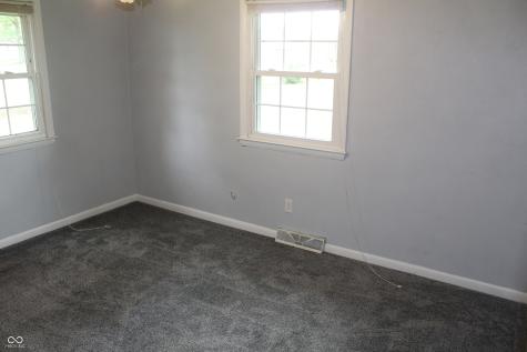 6943 N 200 E Alexandria IN 46001