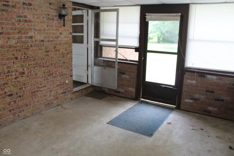 6943 N 200 E Alexandria IN 46001