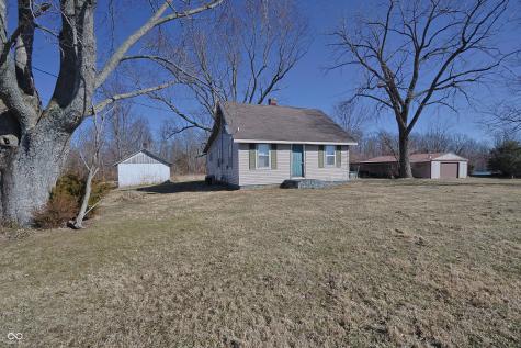 5107 S 450 E Columbus IN 47203