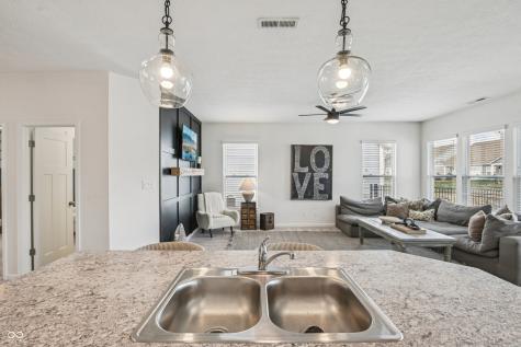 82 Hovden Drive Cicero IN 46034