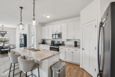 82 Hovden Drive Cicero IN 46034