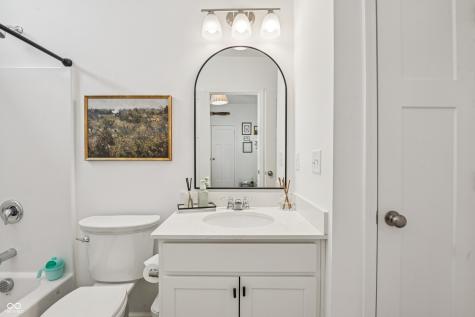 82 Hovden Drive Cicero IN 46034