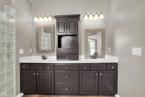 11025 Innisbrooke Lane Fishers IN 46037