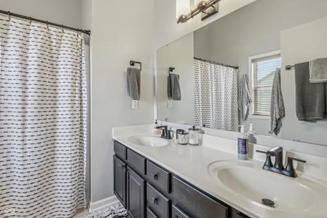 10576 Greenway Drive Fishers IN 46037