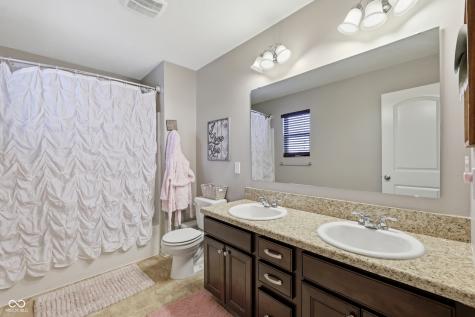 4018 Poplar Drive Whitestown IN 46075
