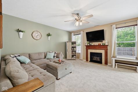 4018 Poplar Drive Whitestown IN 46075