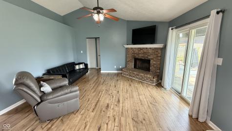 8941 Country Walk Court Indianapolis IN 46227
