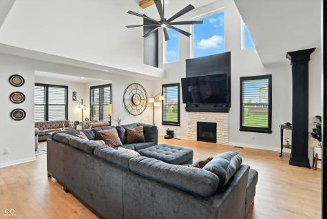 16041 Flowing Creek Way Westfield IN 46074