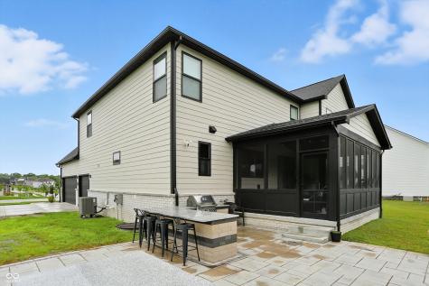 16041 Flowing Creek Way Westfield IN 46074