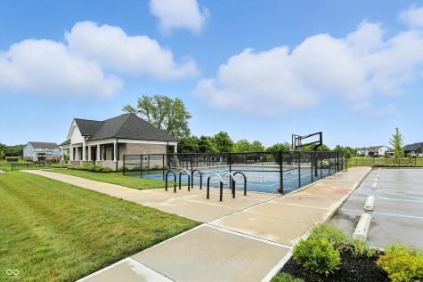 16041 Flowing Creek Way Westfield IN 46074