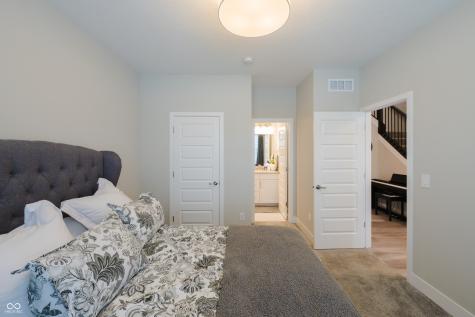 5220 Caprock Drive Noblesville IN 46062