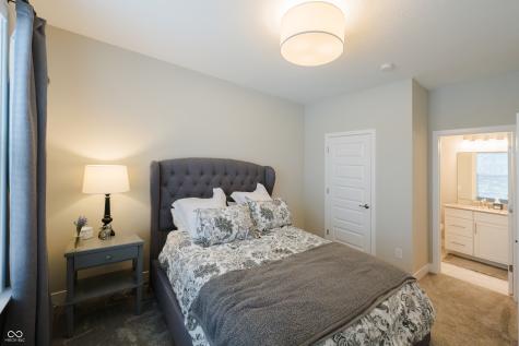 5220 Caprock Drive Noblesville IN 46062