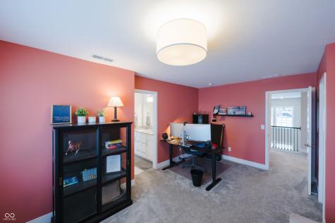 5220 Caprock Drive Noblesville IN 46062