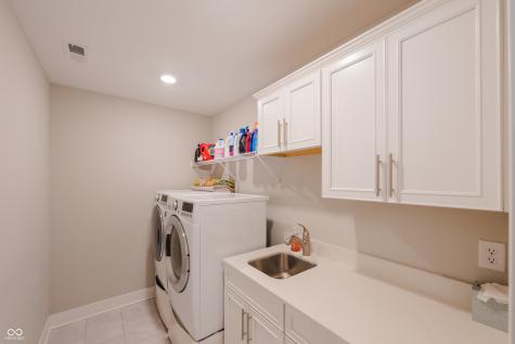 5220 Caprock Drive Noblesville IN 46062