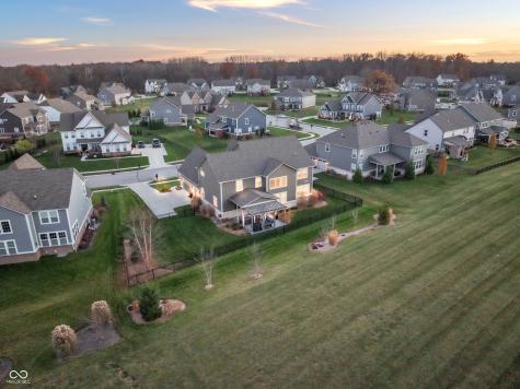 5220 Caprock Drive Noblesville IN 46062