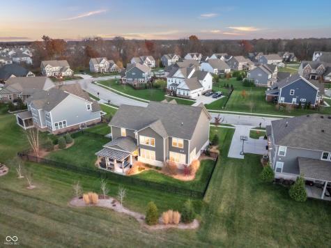 5220 Caprock Drive Noblesville IN 46062