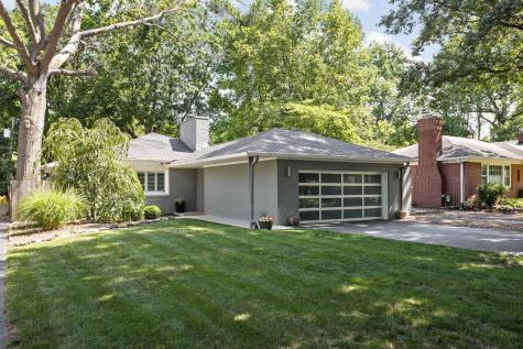 1136 E 57th Street Indianapolis IN 46220