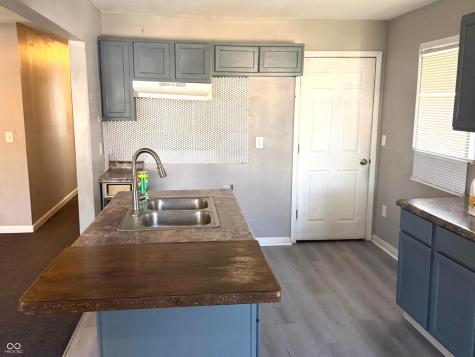 2252 Wheeler Street Indianapolis IN 46218