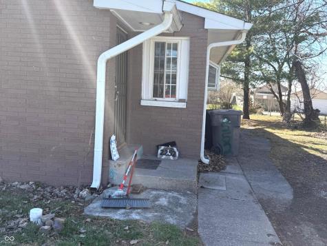 2252 Wheeler Street Indianapolis IN 46218