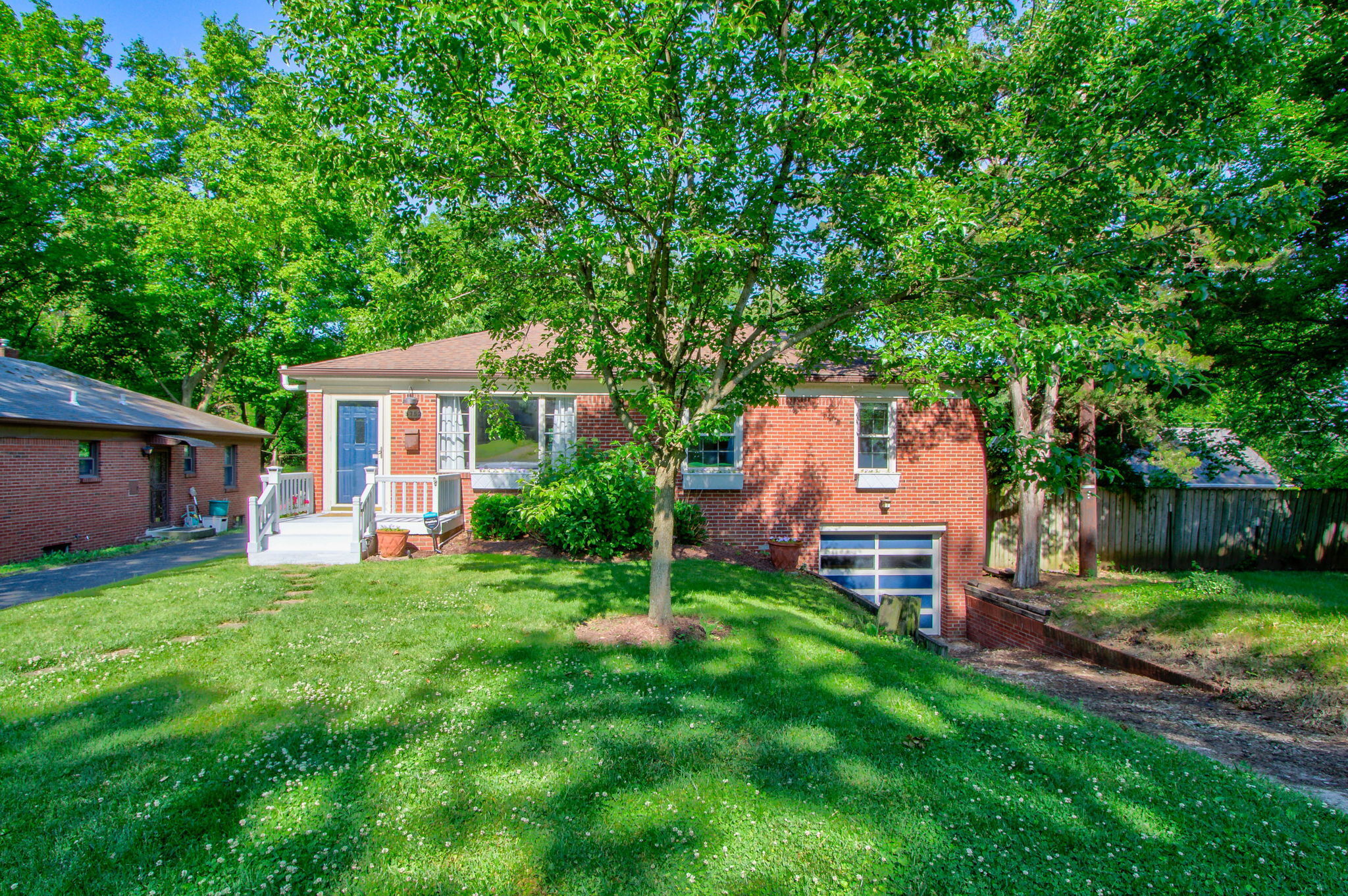 5752 Hillside Avenue Indianapolis IN 46220