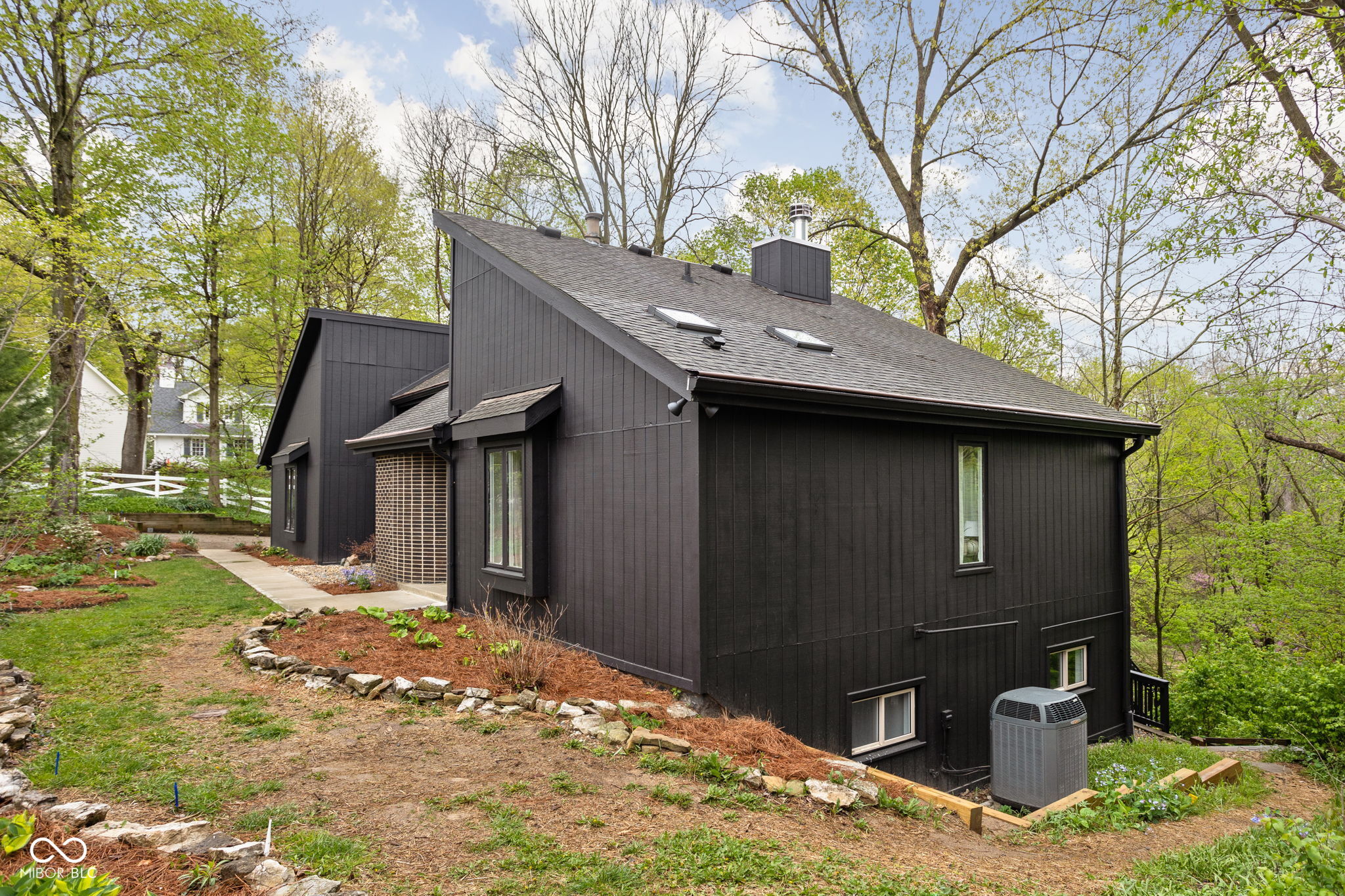 8231 Moore Road Indianapolis IN 46278