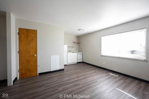 2215 E 56th Street Indianapolis IN 46220