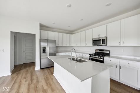 17255 Gresham Lane Westfield IN 46074