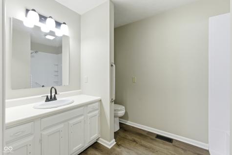 5304 Caring Cove Indianapolis IN 46268