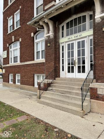 201 E Pike Street Crawfordsville IN 47933
