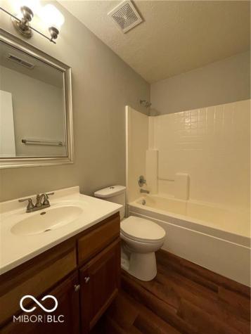 1631 River Shore Parkway Indianapolis IN 46208