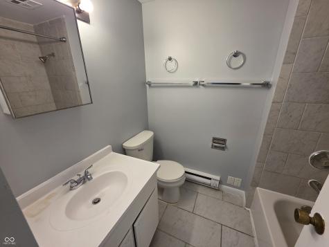 3821 Biscayne Road Indianapolis IN 46226